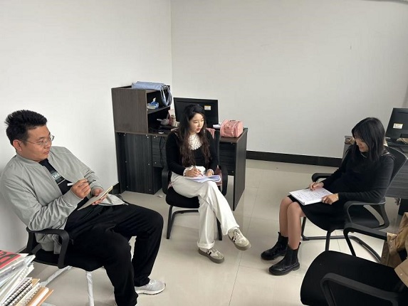 1734590926690401.jpg 座谈会.jpg